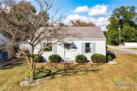 Photo of 5202 Arbor Way, Sylvania, OH 43560 (MLS # 6136876)