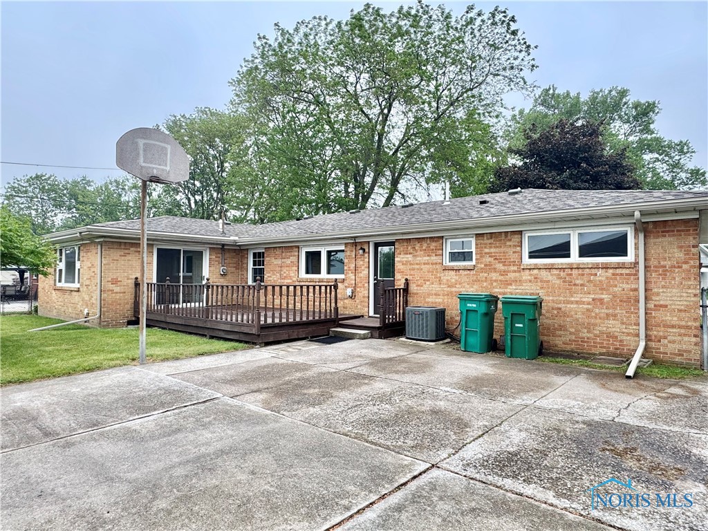 4037 Wise Street, Northwood, Ohio image 28