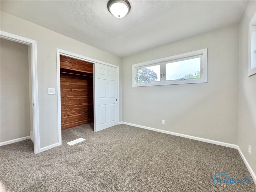 4037 Wise Street, Northwood, Ohio image 21