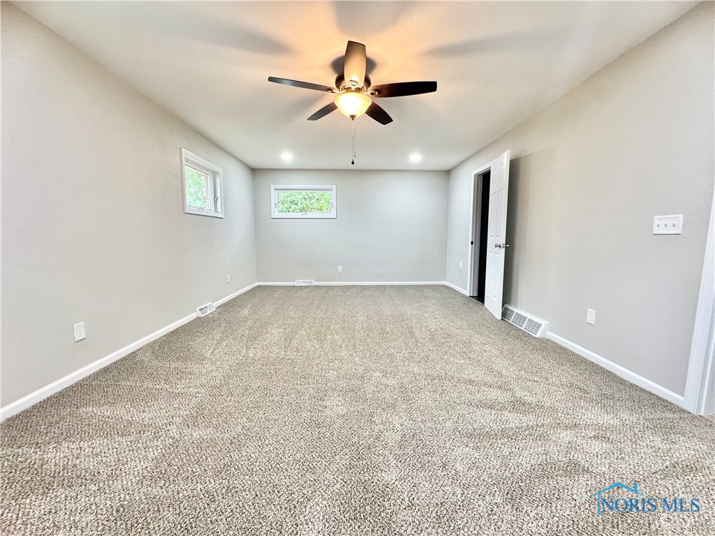4037 Wise Street, Northwood, Ohio image 17