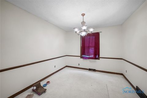 Tiny photo for 540 Indian Ridge Trail, Rossford, OH 43460 (MLS # 6136134)