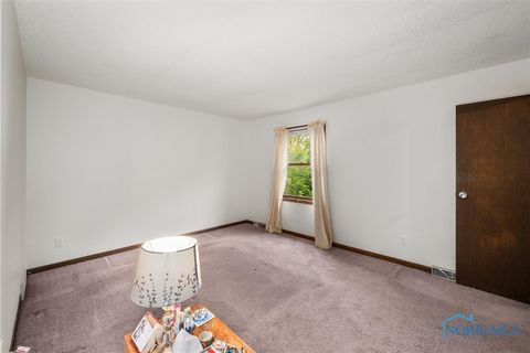 Tiny photo for 540 Indian Ridge Trail, Rossford, OH 43460 (MLS # 6136134)