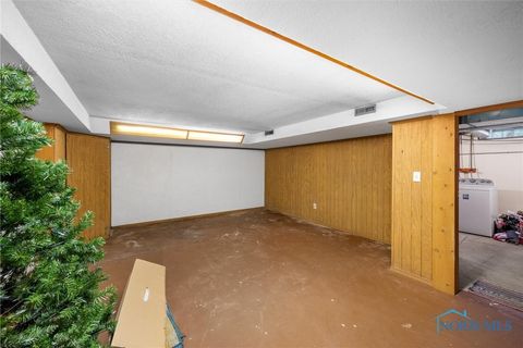 Tiny photo for 540 Indian Ridge Trail, Rossford, OH 43460 (MLS # 6136134)