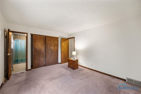 Tiny photo for 540 Indian Ridge Trail, Rossford, OH 43460 (MLS # 6136134)
