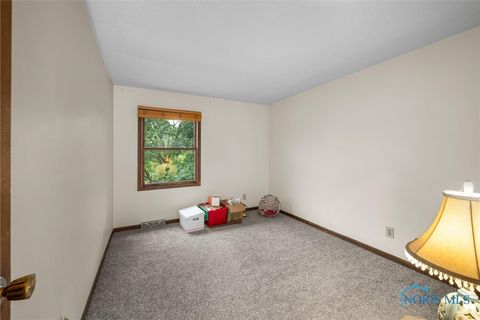 Tiny photo for 540 Indian Ridge Trail, Rossford, OH 43460 (MLS # 6136134)