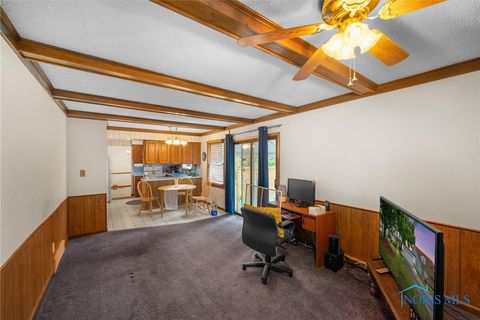 Tiny photo for 540 Indian Ridge Trail, Rossford, OH 43460 (MLS # 6136134)
