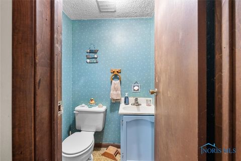 Tiny photo for 540 Indian Ridge Trail, Rossford, OH 43460 (MLS # 6136134)