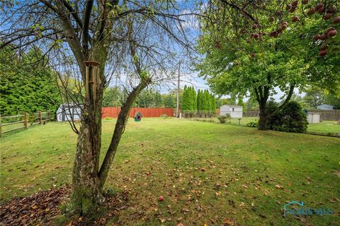 Tiny photo for 540 Indian Ridge Trail, Rossford, OH 43460 (MLS # 6136134)