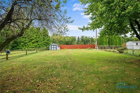 Tiny photo for 540 Indian Ridge Trail, Rossford, OH 43460 (MLS # 6136134)