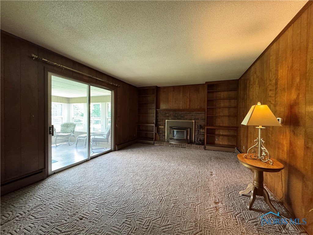 3763 Elmlawn Drive, Toledo, Ohio image 10