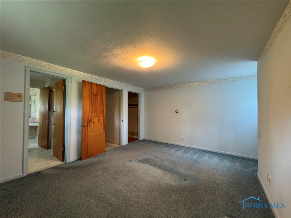 3763 Elmlawn Drive, Toledo, Ohio image 17