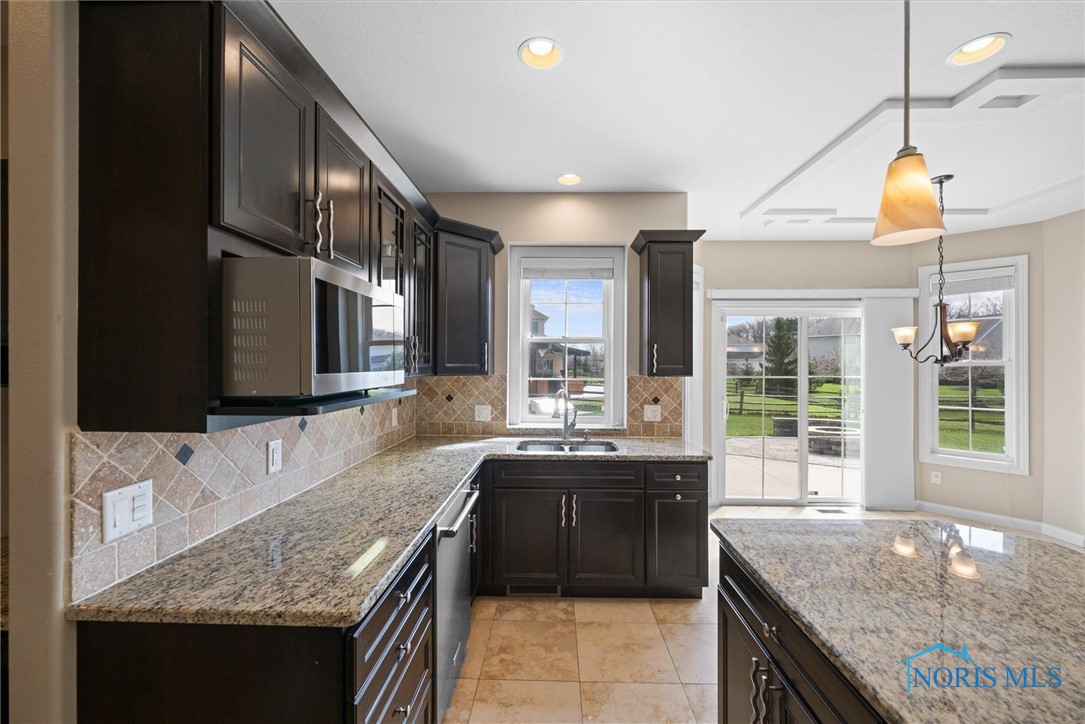 7531 Hickory Valley Drive, Maumee, Ohio image 16
