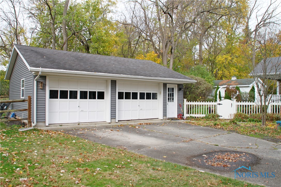 154 Eberly Avenue, Bowling Green, Ohio image 48