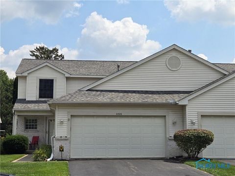 Photo of 2206 Farm View Court #2206, Toledo, OH 43615 (MLS # 6136791)