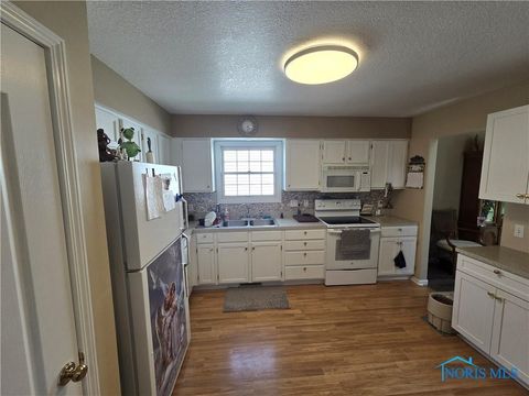 Tiny photo for 2206 Farm View Court #2206, Toledo, OH 43615 (MLS # 6136791)