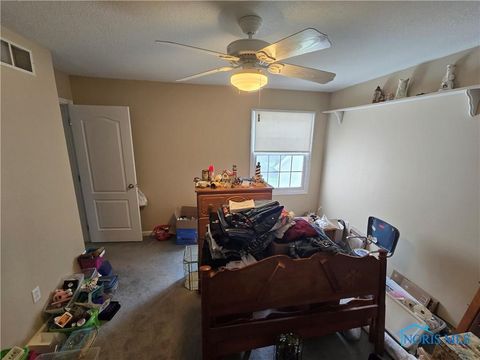 Tiny photo for 2206 Farm View Court #2206, Toledo, OH 43615 (MLS # 6136791)
