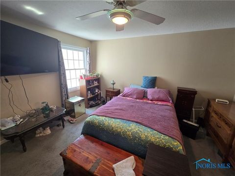 Tiny photo for 2206 Farm View Court #2206, Toledo, OH 43615 (MLS # 6136791)
