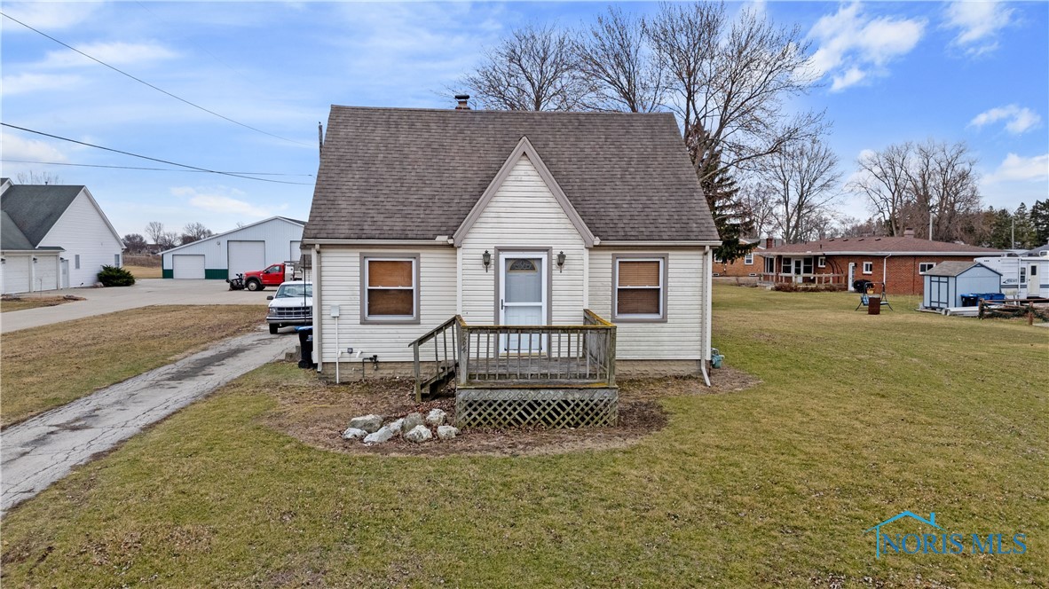 5842 Corduroy Road, Oregon, Ohio image 1