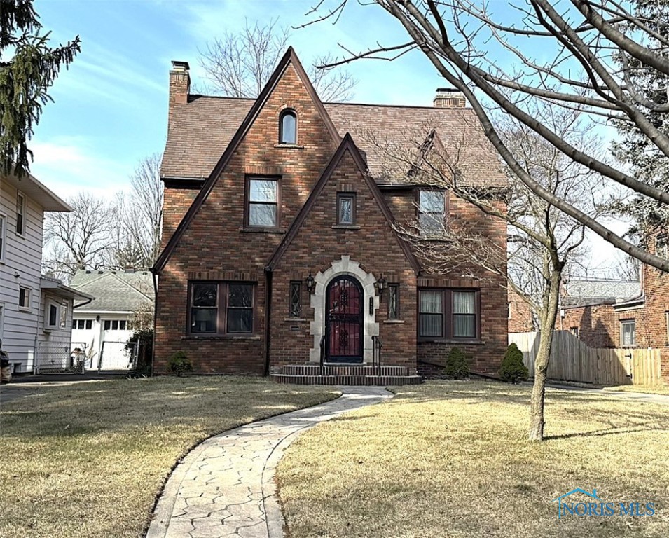 2433 Pemberton Drive, Toledo, Ohio image 1