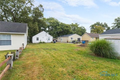Tiny photo for 1709 Acorn Drive, Toledo, OH 43615 (MLS # 6136230)