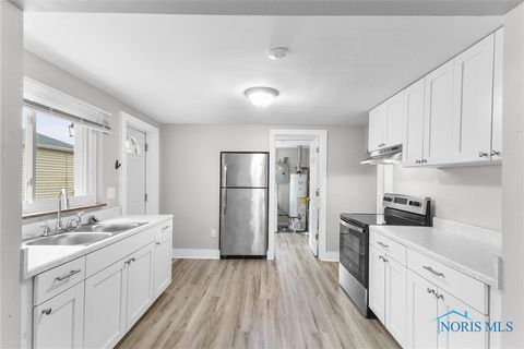 Tiny photo for 1709 Acorn Drive, Toledo, OH 43615 (MLS # 6136230)