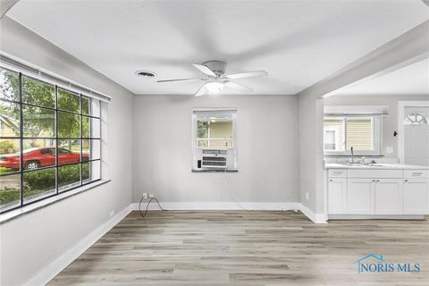 Tiny photo for 1709 Acorn Drive, Toledo, OH 43615 (MLS # 6136230)