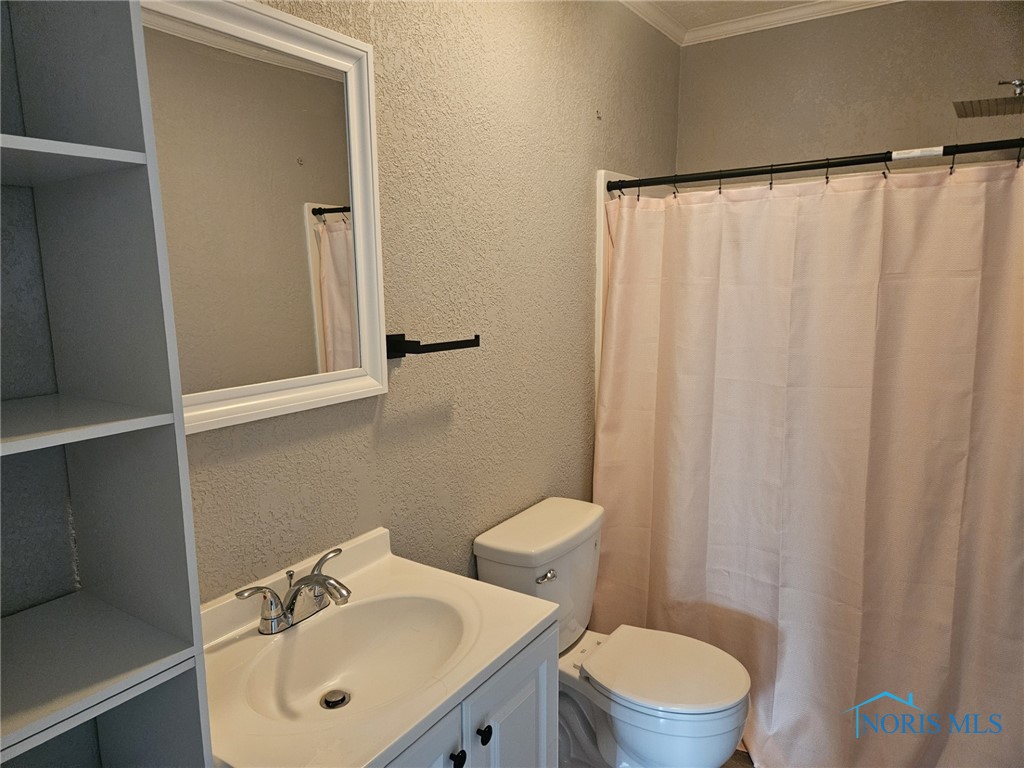4611 Granite Lane, Toledo, Ohio image 4