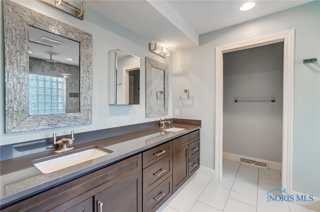 29780 Waterbury Circle, Perrysburg, Ohio image 31