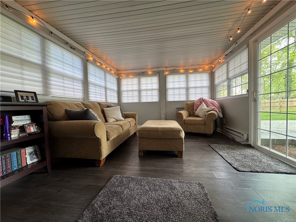 2730 W Rockridge Circle, Toledo, Ohio image 18