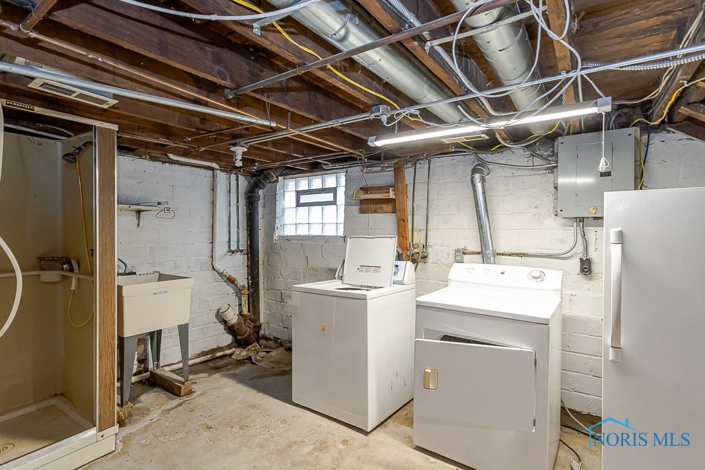 3940 Leybourn Avenue, Toledo, Ohio image 30