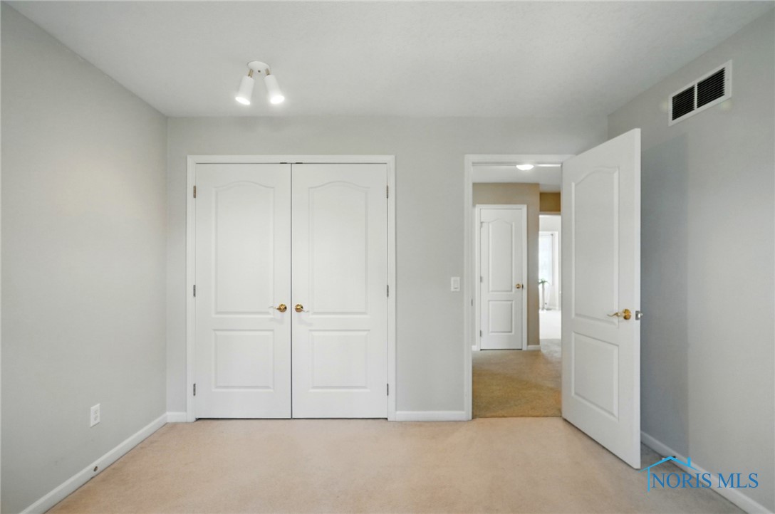 8420 Willow Glen Court, Holland, Ohio image 40