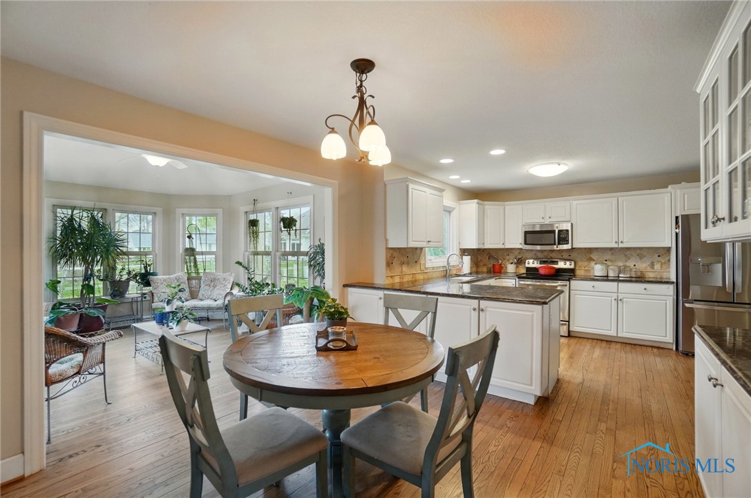 8420 Willow Glen Court, Holland, Ohio image 18