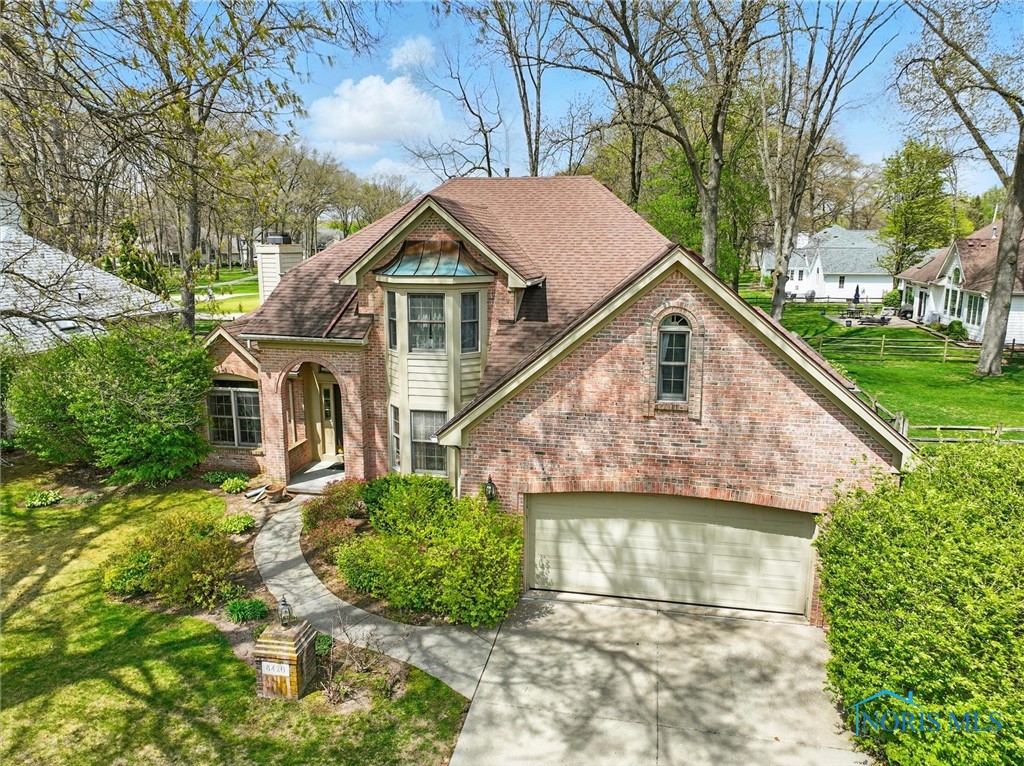 8420 Willow Glen Court, Holland, Ohio image 2