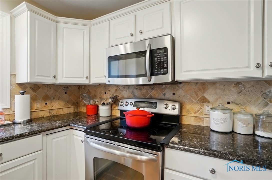 8420 Willow Glen Court, Holland, Ohio image 24