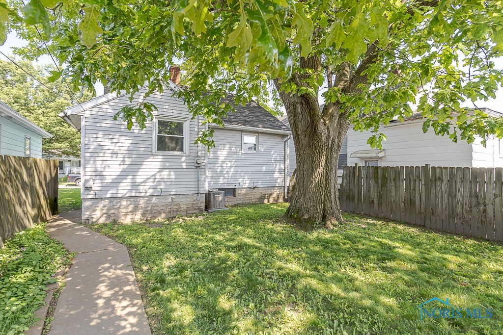 176 Elm Street, Rossford, Ohio image 26