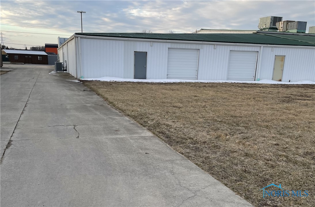 Findlay, Ohio 45840, United States, ,Residential,Active,64323