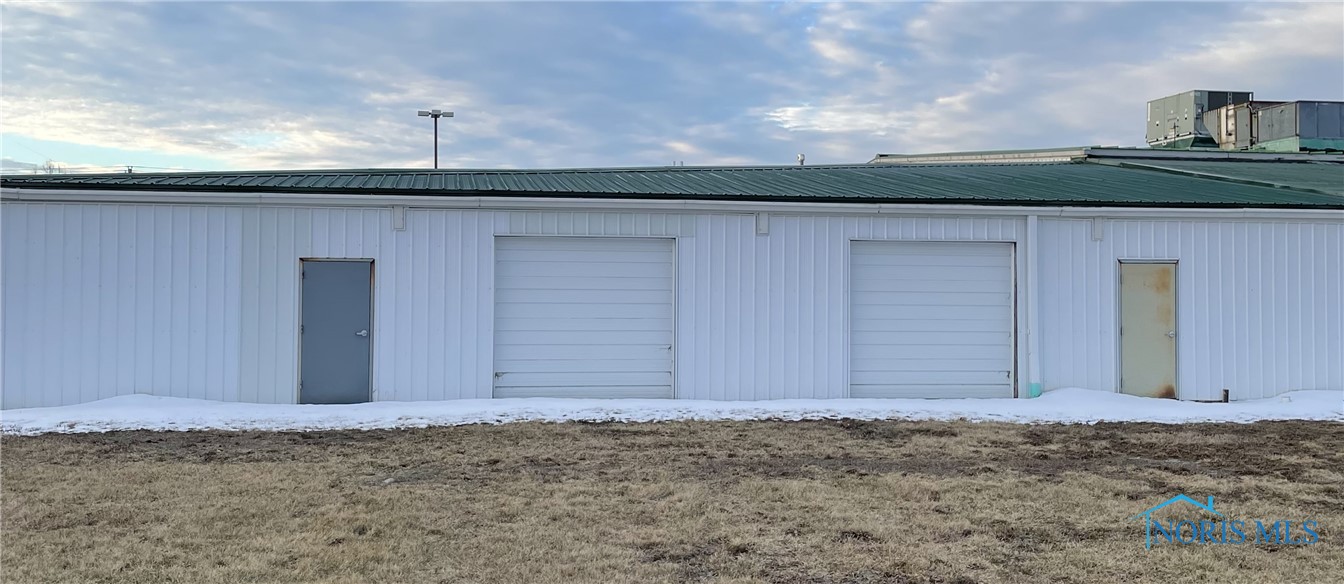 Findlay, Ohio 45840, United States, ,Residential,Active,64323