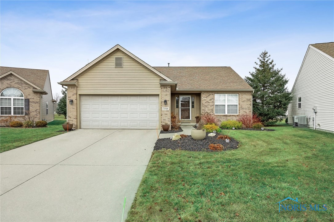 7358 Manatee Court, Maumee, Ohio image 1