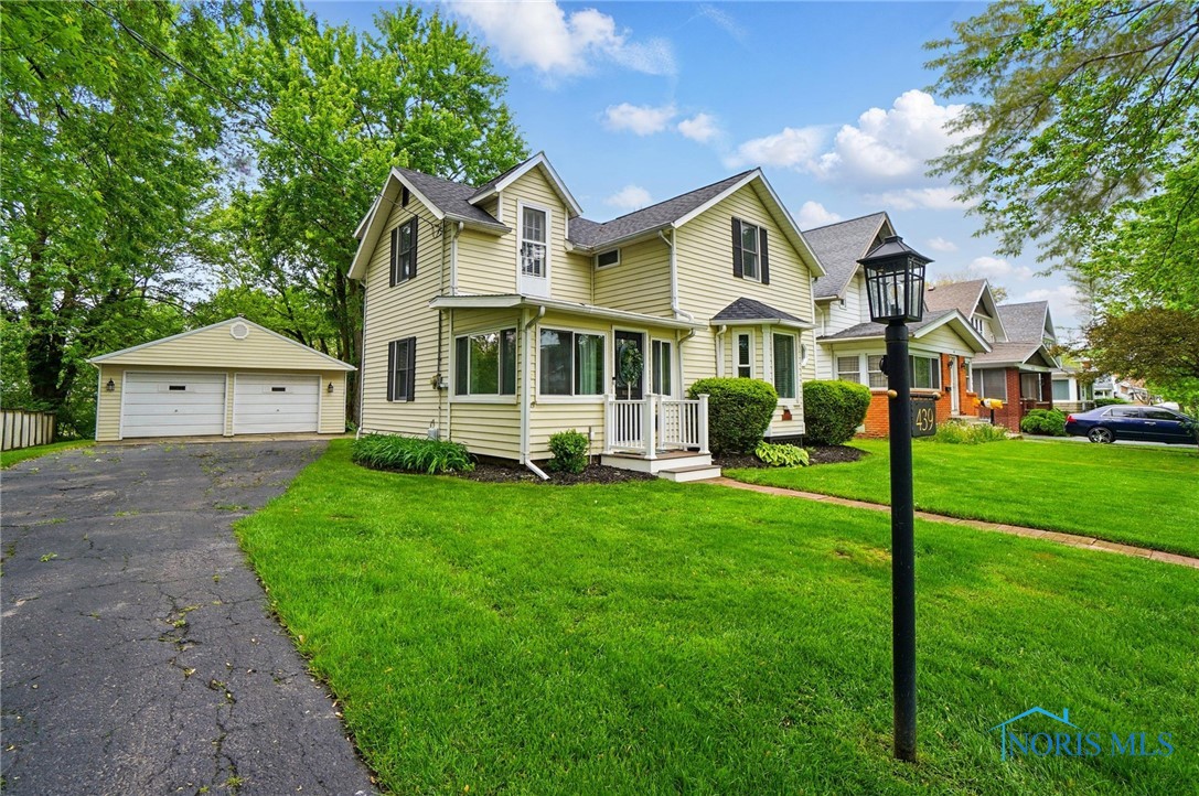 439 E Indiana Avenue, Perrysburg, Ohio image 3