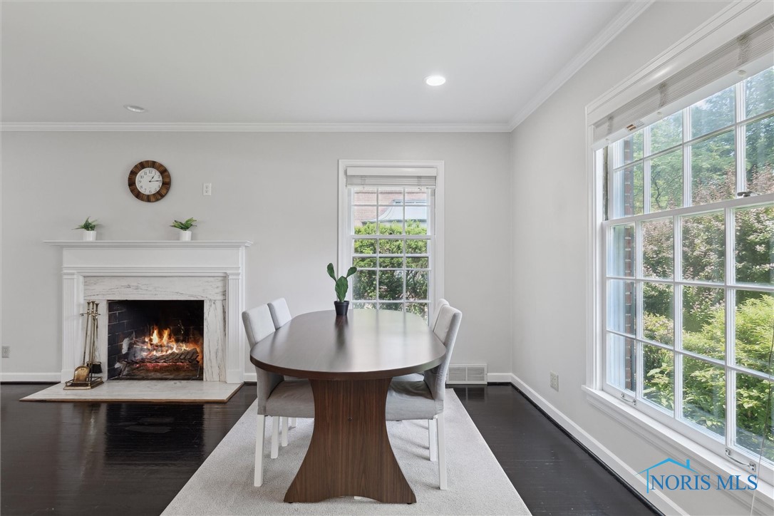 2829 Pembroke Road, Ottawa Hills, Ohio image 3