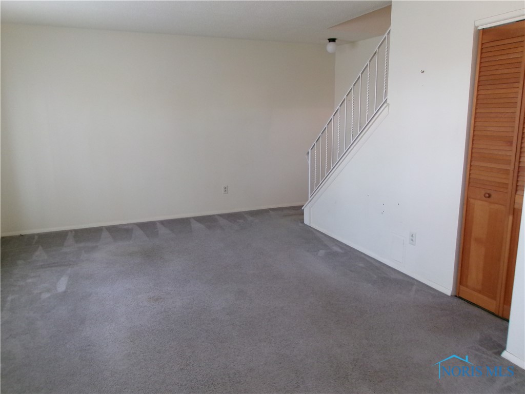 3710 Lakepointe Drive #2, Northwood, Ohio image 6
