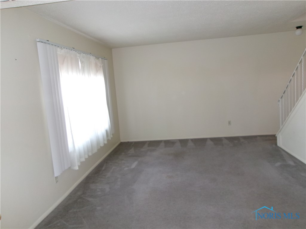 3710 Lakepointe Drive #2, Northwood, Ohio image 5