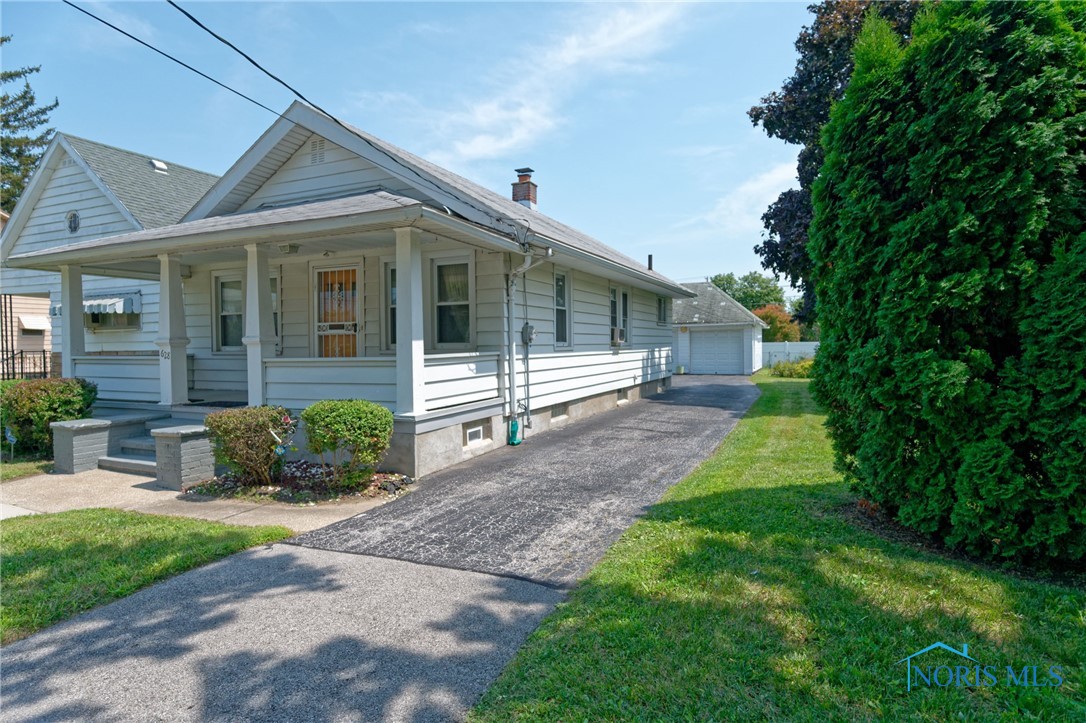 628 Waverly Avenue