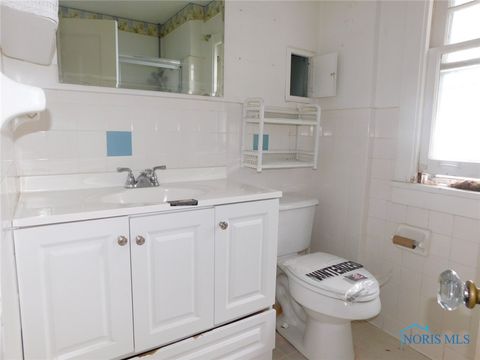 Tiny photo for 4352 Berwick Avenue, Toledo, OH 43612 (MLS # 6136340)