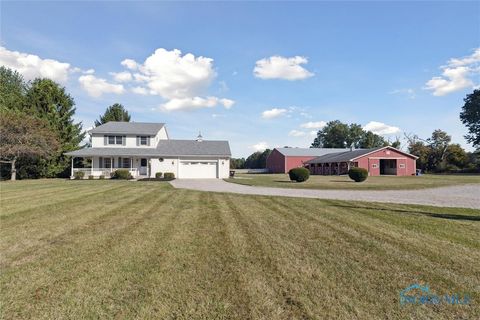 Photo of 12220 Monclova Road, Swanton, OH 43558 (MLS # 6136675)