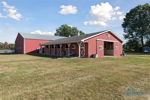 Tiny photo for 12220 Monclova Road, Swanton, OH 43558 (MLS # 6136675)
