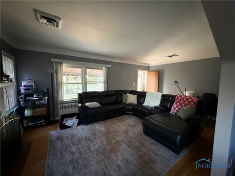 Tiny photo for 3115 Drummond Road, Toledo, OH 43606 (MLS # 6136759)