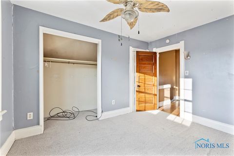 Tiny photo for 837 Lorain Street, Toledo, OH 43609 (MLS # 6136465)