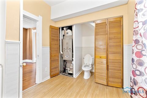 Tiny photo for 837 Lorain Street, Toledo, OH 43609 (MLS # 6136465)
