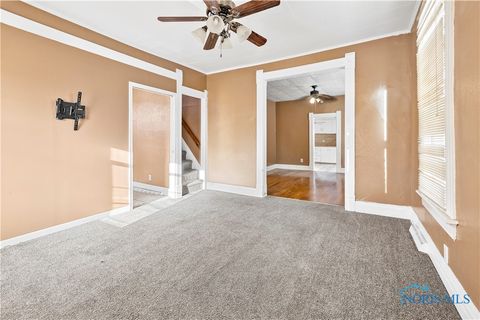 Tiny photo for 837 Lorain Street, Toledo, OH 43609 (MLS # 6136465)